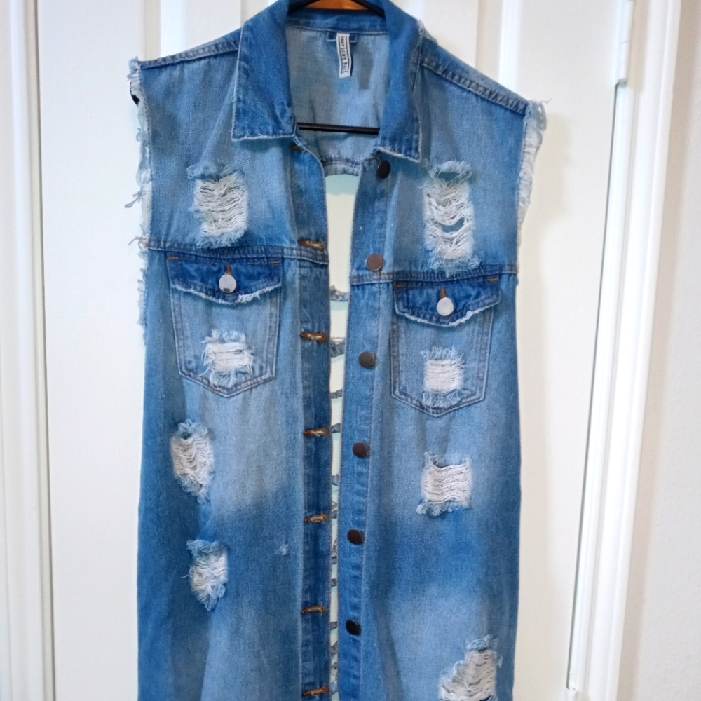 NWOT Fashion Nova Distressed Denim Vest Jacket